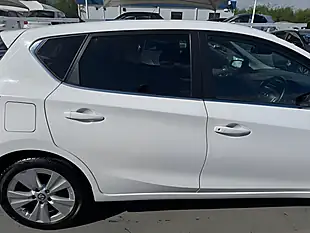 Used 2015 Nissan Pulsar N-Tec White - Interior and Exterior details 16