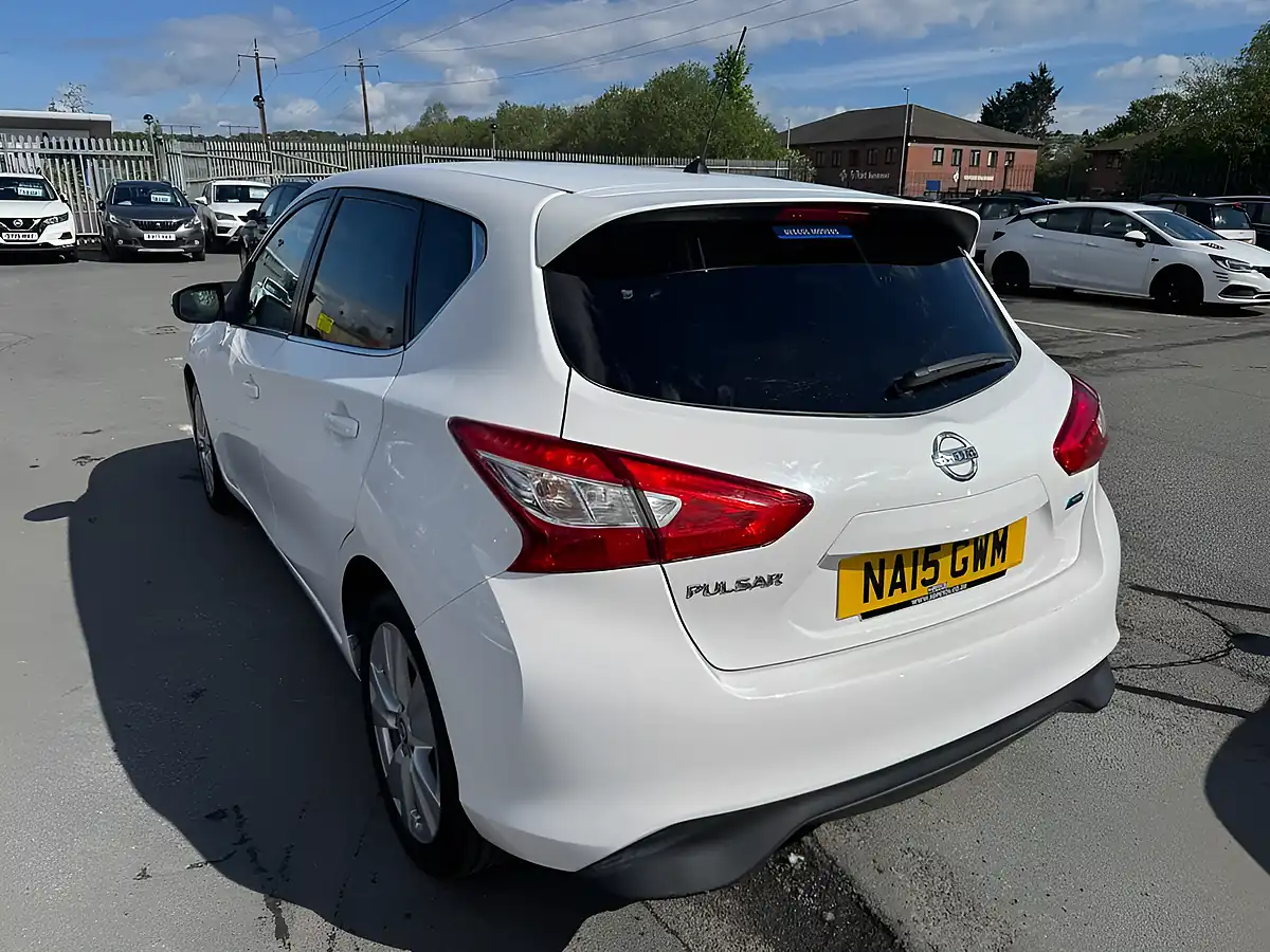 Used 2015 Nissan Pulsar N-Tec White - Interior and Exterior details 6