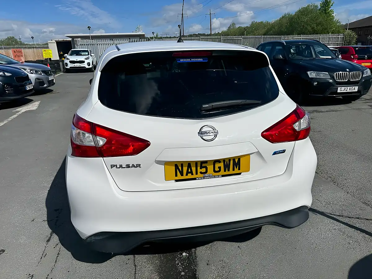Used 2015 Nissan Pulsar N-Tec White - Interior and Exterior details 8