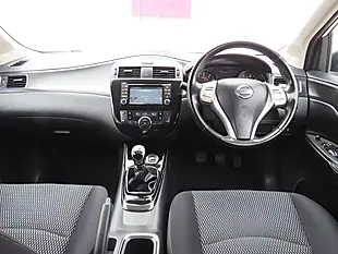 Used 2015 Nissan Pulsar N-Tec White - Interior and Exterior details 2