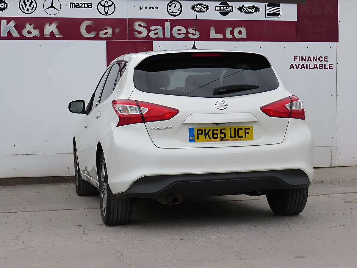 Used 2015 Nissan Pulsar N-Tec White - Interior and Exterior details 20