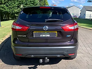 Used 2015 Nissan Qashqai Acenta+ Black - Interior and Exterior details 14