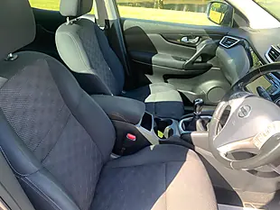 Used 2015 Nissan Qashqai Acenta+ Black - Interior and Exterior details 15
