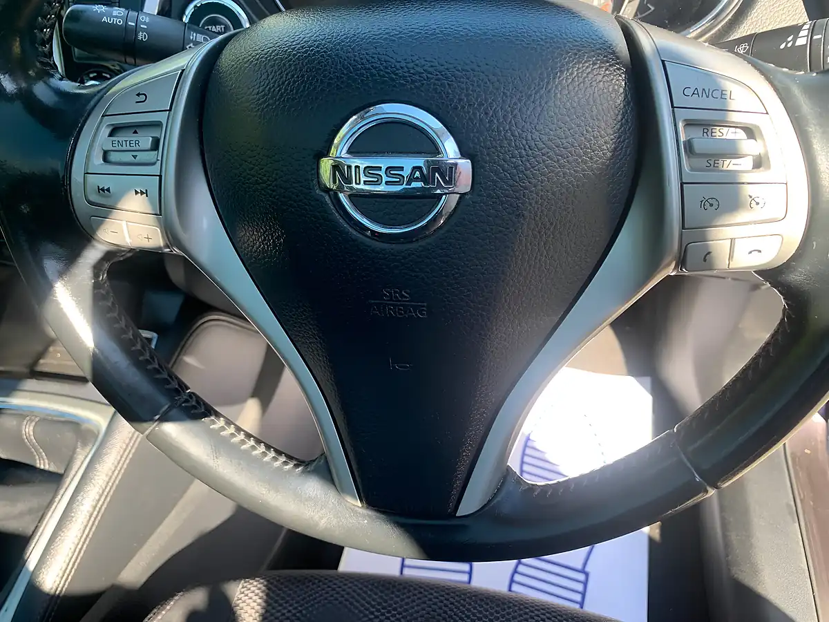 Used 2015 Nissan Qashqai Acenta+ Black - Interior and Exterior details 17