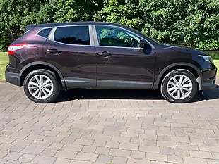 Used 2015 Nissan Qashqai Acenta+ Black - Interior and Exterior details 9