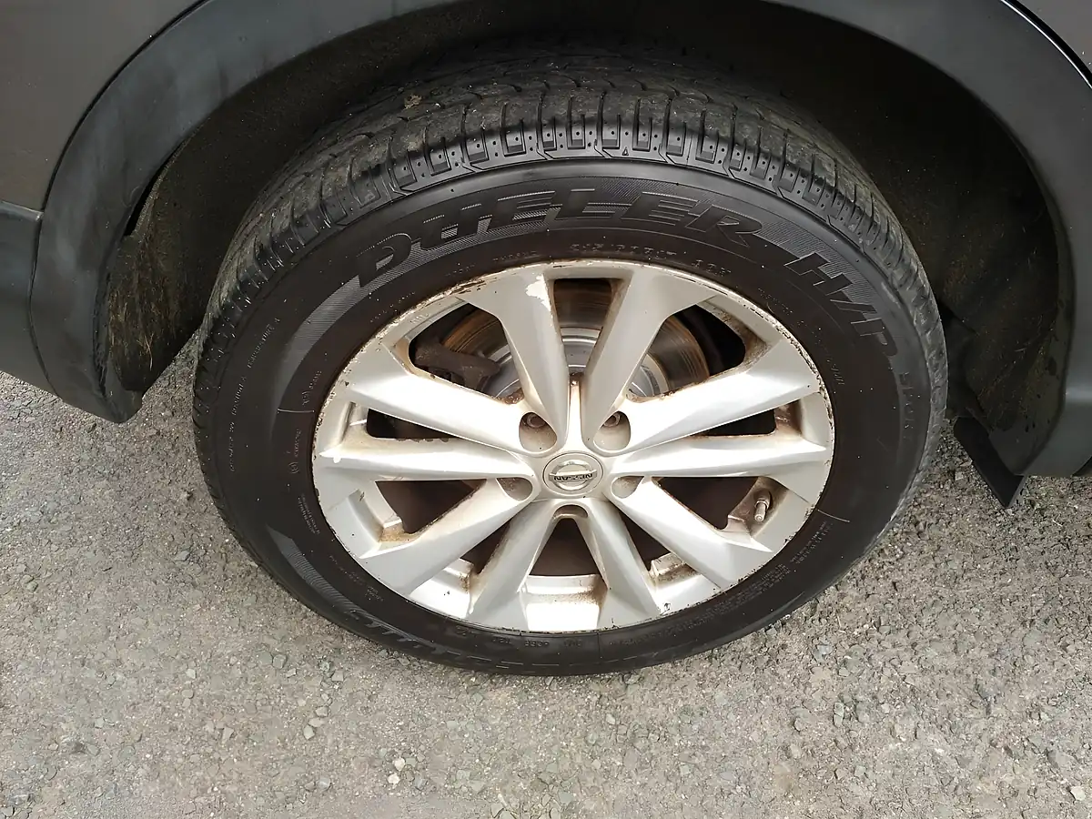 Used 2015 Nissan Qashqai Acenta Grey - Interior and Exterior details 17