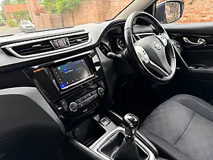 Used 2015 Nissan Qashqai Acenta Grey - Interior and Exterior details 14