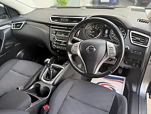Used 2015 Nissan Qashqai Acenta Grey - Interior and Exterior details 14