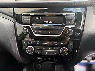 Used 2015 Nissan Qashqai Acenta Grey - Interior and Exterior details 15