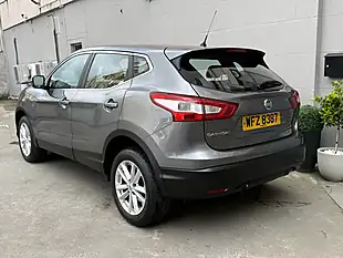 Used 2015 Nissan Qashqai Acenta Grey - Interior and Exterior details 3