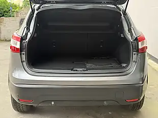Used 2015 Nissan Qashqai Acenta Grey - Interior and Exterior details 8