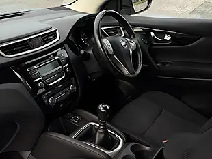 Used 2015 Nissan Qashqai Acenta Grey - Interior and Exterior details 13