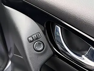 Used 2015 Nissan Qashqai Acenta Grey - Interior and Exterior details 18
