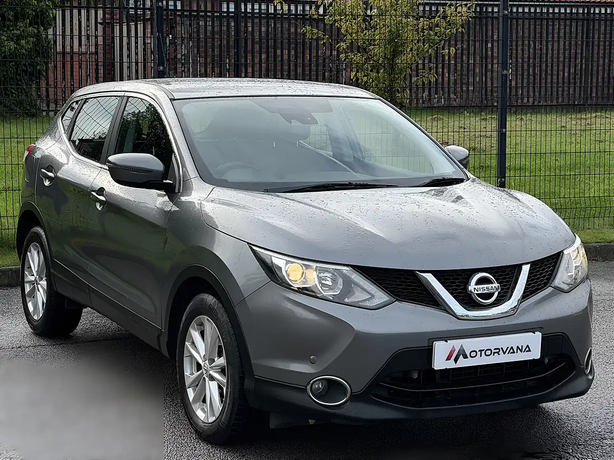 Used 2015 Nissan Qashqai Acenta Grey - Interior and Exterior details 6