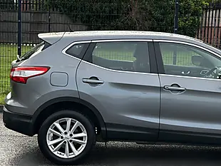 Used 2015 Nissan Qashqai Acenta Grey - Interior and Exterior details 8