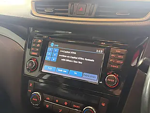 Used 2015 Nissan Qashqai Acenta Premium Red - Interior and Exterior details 17