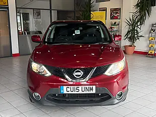 Used 2015 Nissan Qashqai Acenta Premium Red - Interior and Exterior details 4