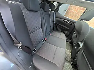 Used 2015 Nissan Qashqai Acenta Premium Xtron Grey - Interior and Exterior details 16