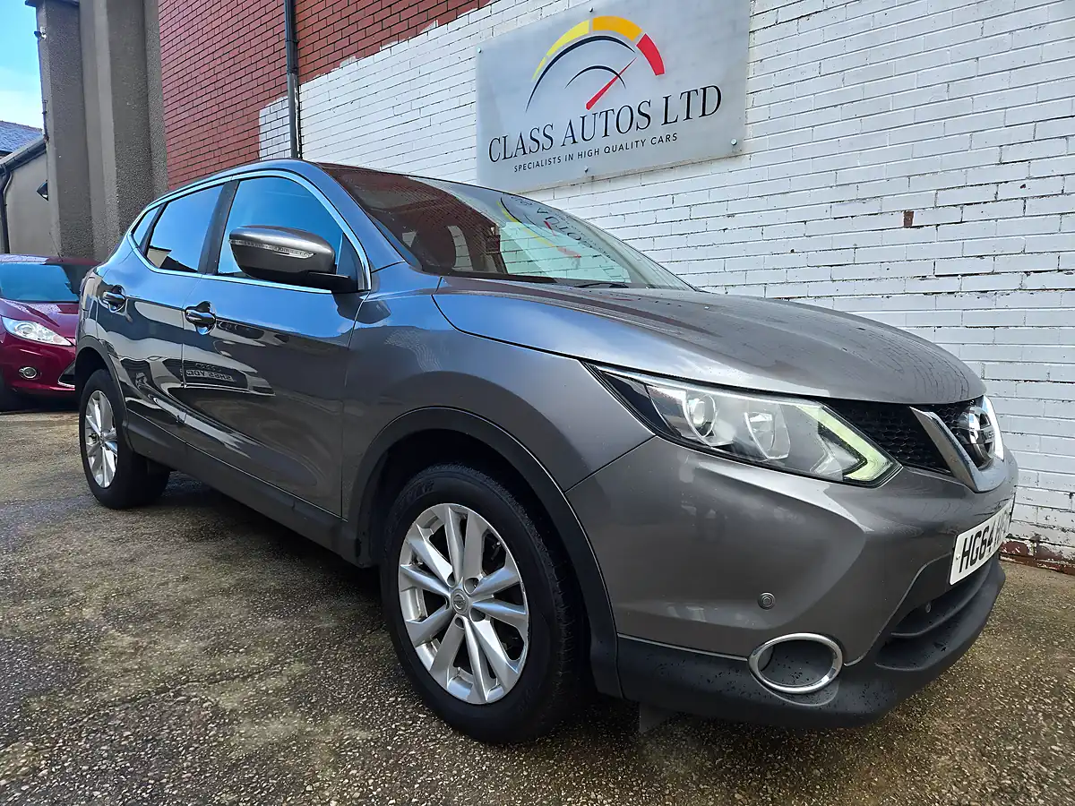 Used 2015 Nissan Qashqai Acenta Premium Xtron Grey - Interior and Exterior details 5