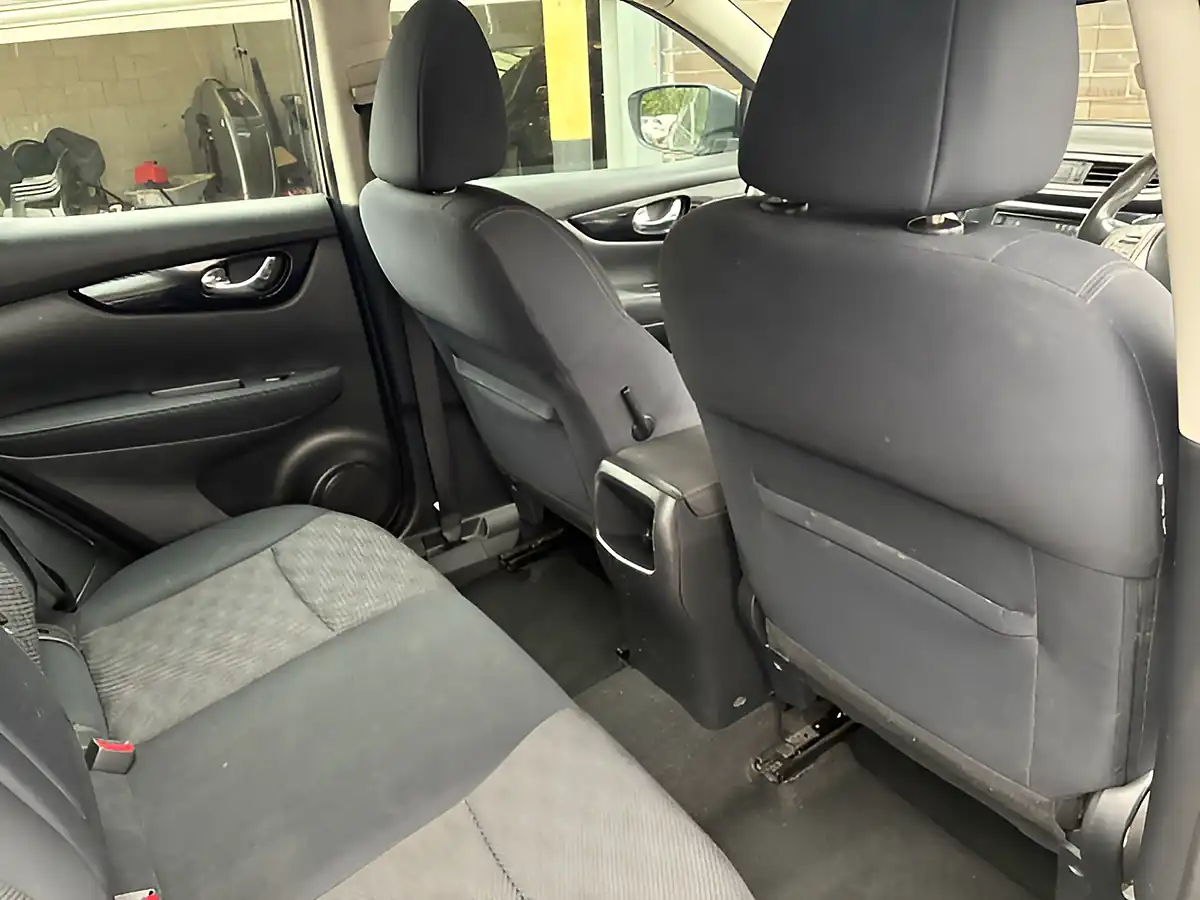 Used 2015 Nissan Qashqai Acenta Smart Vision Grey - Interior and Exterior details 14
