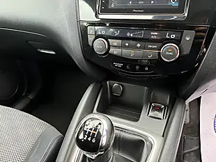Used 2015 Nissan Qashqai Acenta Smart Vision Grey - Interior and Exterior details 19