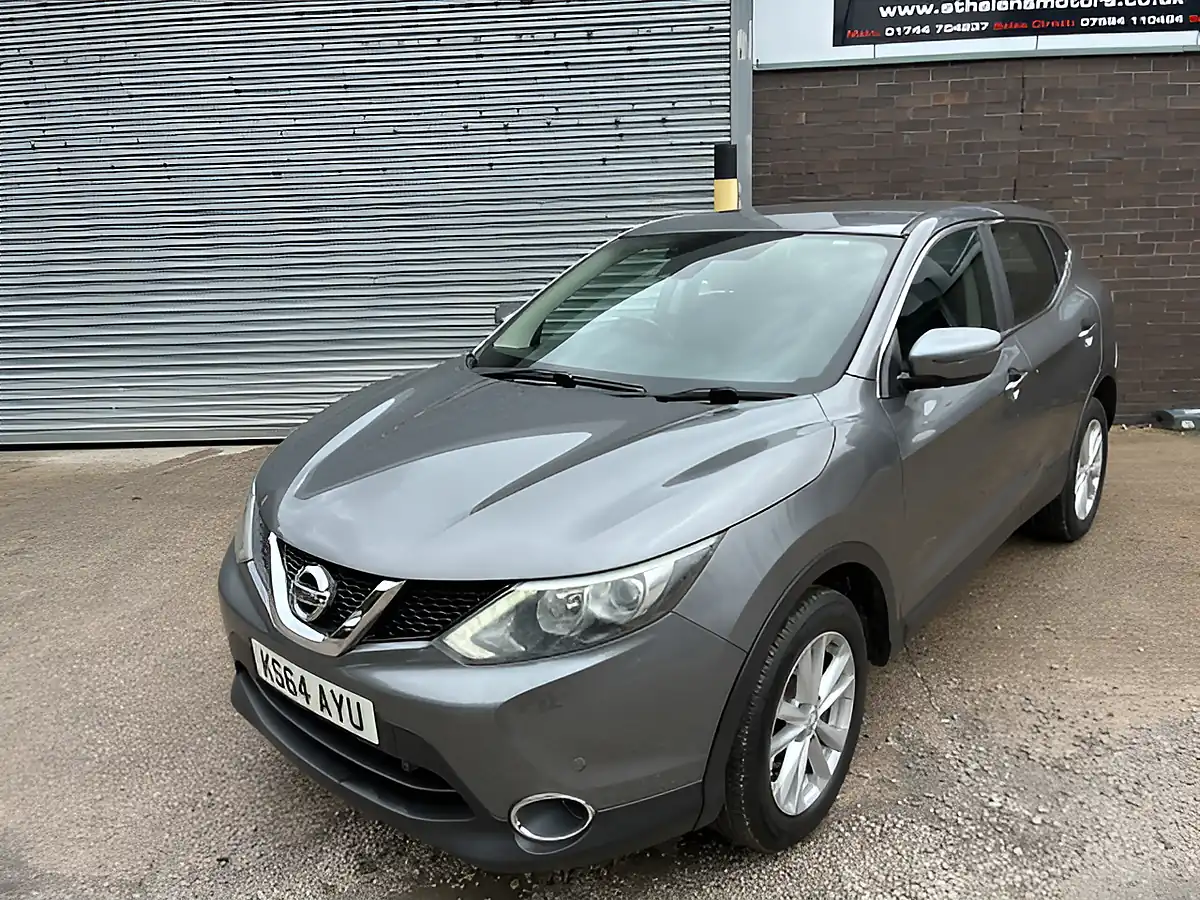 Used 2015 Nissan Qashqai Acenta Smart Vision Grey - Interior and Exterior details 5