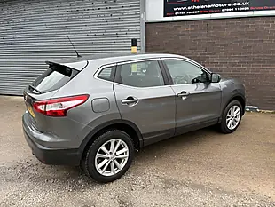 Used 2015 Nissan Qashqai Acenta Smart Vision Grey - Interior and Exterior details 8