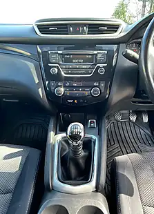 Used 2015 Nissan Qashqai Acenta White - Interior and Exterior details 19
