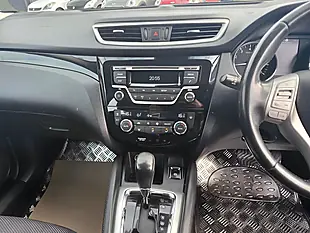 Used 2015 Nissan Qashqai Acenta Xtron Blue - Interior and Exterior details 11