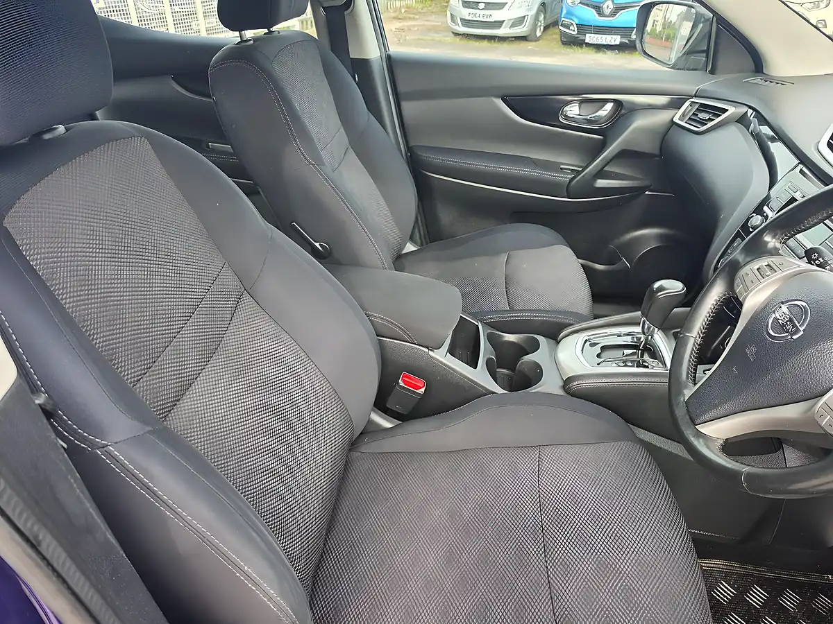 Used 2015 Nissan Qashqai Acenta Xtron Blue - Interior and Exterior details 12