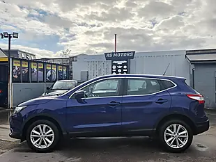 Used 2015 Nissan Qashqai Acenta Xtron Blue - Interior and Exterior details 4