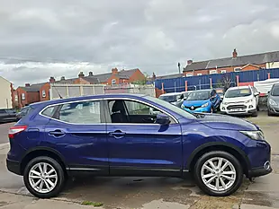 Used 2015 Nissan Qashqai Acenta Xtron Blue - Interior and Exterior details 8