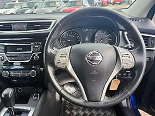 Used 2015 Nissan Qashqai Acenta Xtron Blue - Interior and Exterior details 9