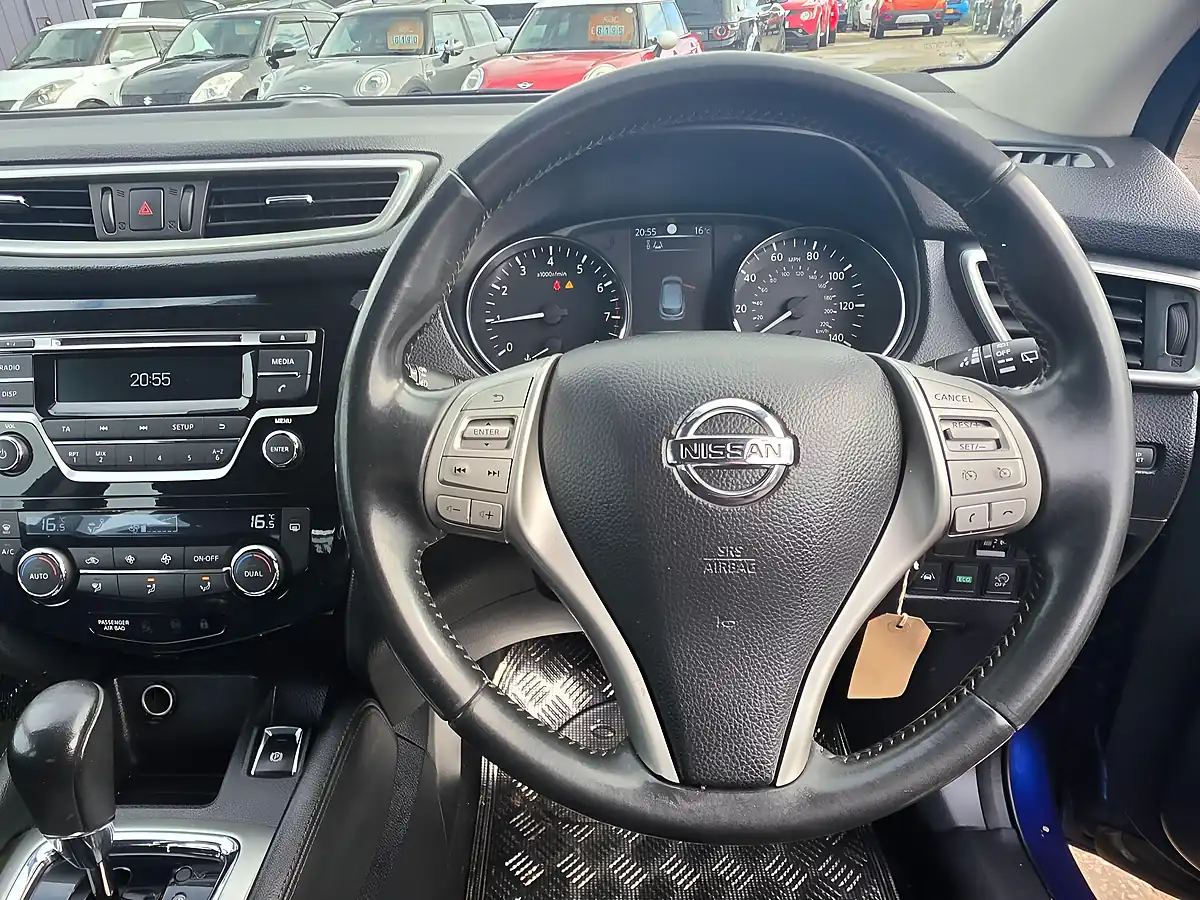 Used 2015 Nissan Qashqai Acenta Xtron Blue - Interior and Exterior details 9
