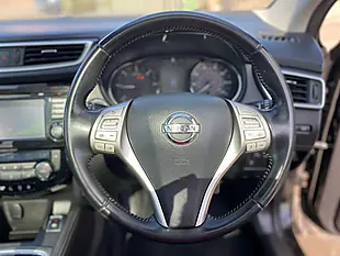 Used 2015 Nissan Qashqai N-Tec+ Black - Interior and Exterior details 13