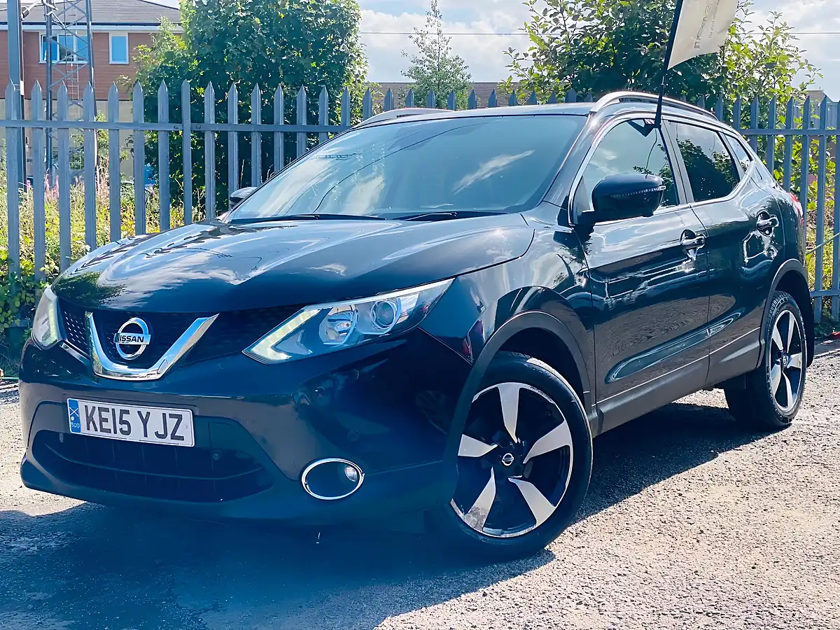 Used 2015 Nissan Qashqai N-Tec+ Black - Interior and Exterior details 3