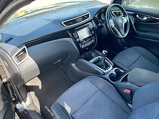 Used 2015 Nissan Qashqai N-Tec+ Black - Interior and Exterior details 4