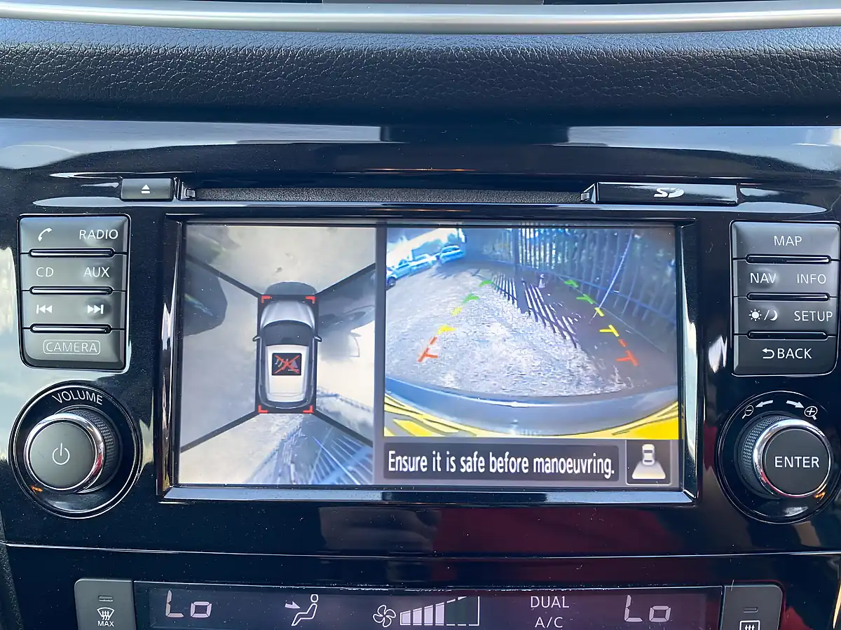 Used 2015 Nissan Qashqai N-Tec+ Black - Interior and Exterior details 6