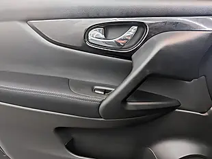 Used 2015 Nissan Qashqai N-Tec+ Black - Interior and Exterior details 18