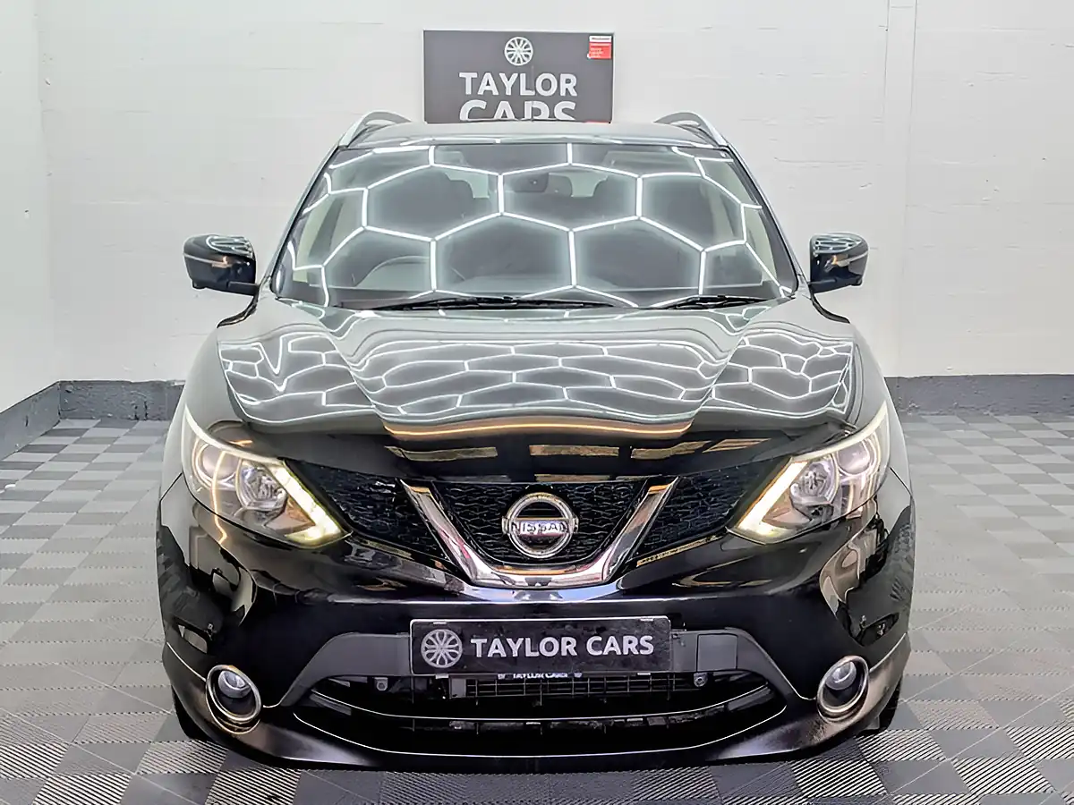 Used 2015 Nissan Qashqai N-Tec+ Black - Interior and Exterior details 2