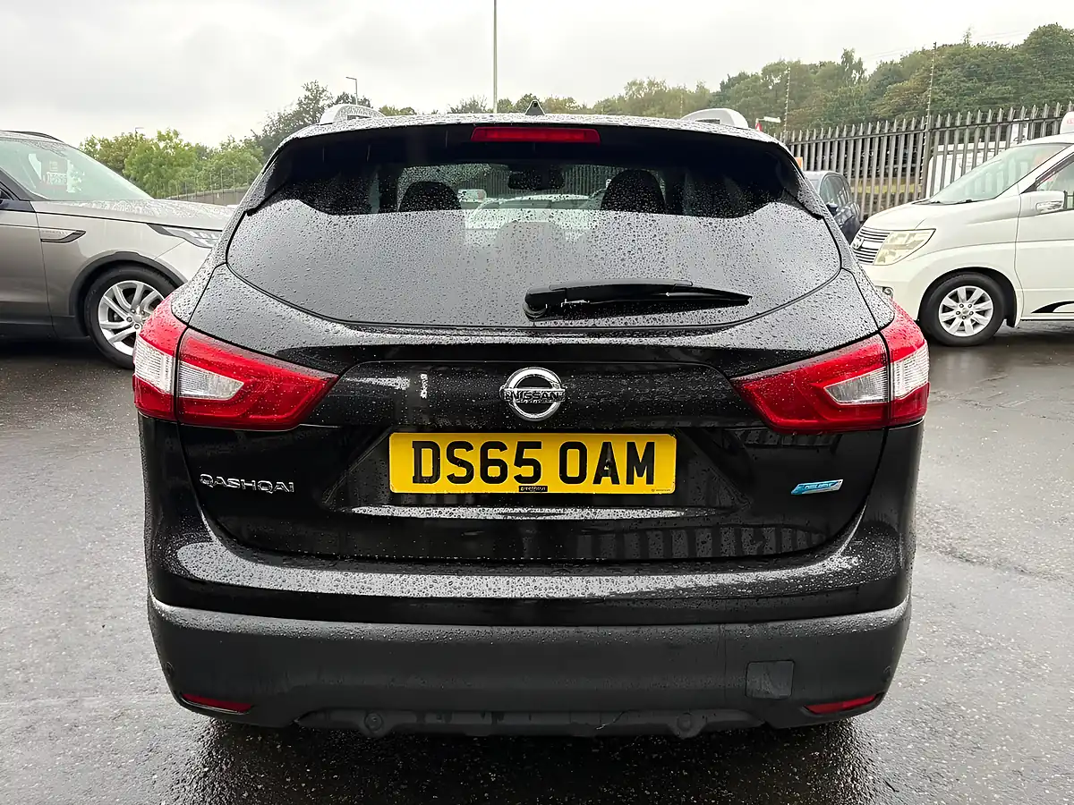 Used 2015 Nissan Qashqai N-Tec+ Black - Interior and Exterior details 12