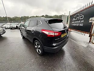 Used 2015 Nissan Qashqai N-Tec+ Black - Interior and Exterior details 5