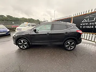 Used 2015 Nissan Qashqai N-Tec+ Black - Interior and Exterior details 6