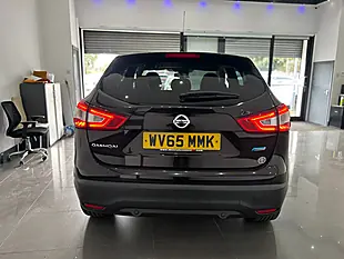 Used 2015 Nissan Qashqai N-Tec Black - Interior and Exterior details 10