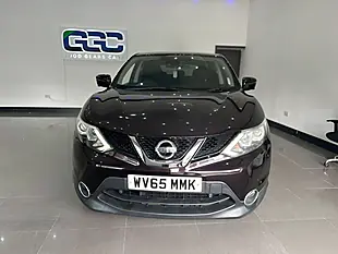 Used 2015 Nissan Qashqai N-Tec Black - Interior and Exterior details 8
