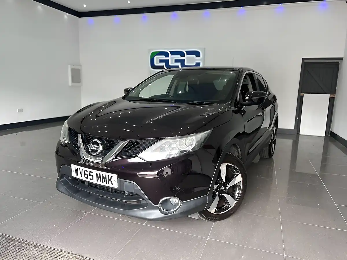 Used 2015 Nissan Qashqai N-Tec Black - Interior and Exterior details 9