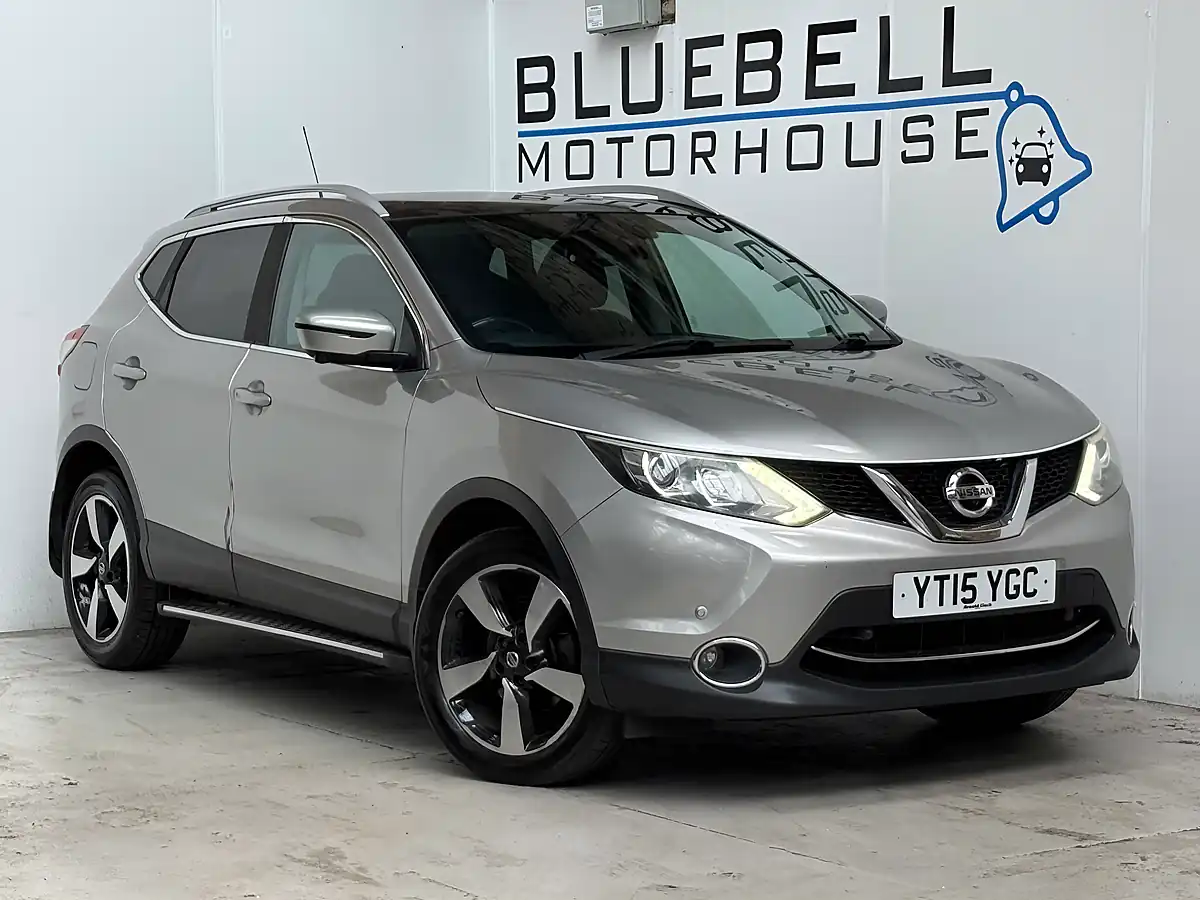 Used 2015 Nissan Qashqai N-Tec+ Blade Silver - Front View