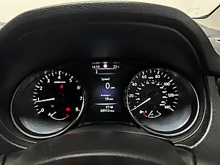 Used 2015 Nissan Qashqai N-Tec+ Blade Silver - Interior and Exterior details 12