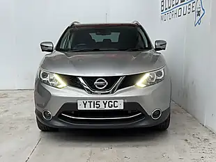 Used 2015 Nissan Qashqai N-Tec+ Blade Silver - Interior and Exterior details 2