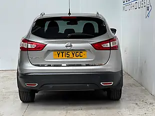 Used 2015 Nissan Qashqai N-Tec+ Blade Silver - Interior and Exterior details 5